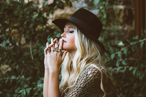 woman in hat